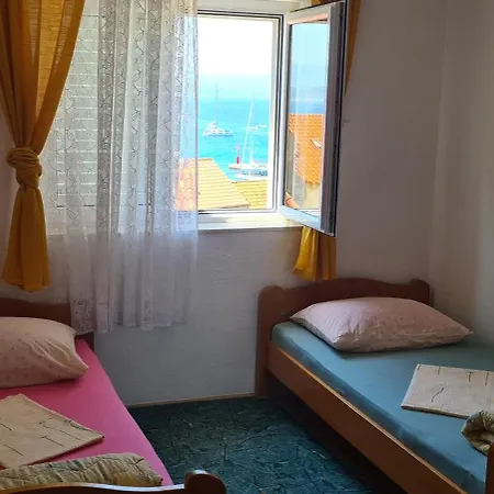 Apartman Brigit - Centar Bol