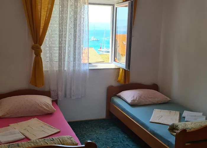 Brigit - Centar 볼